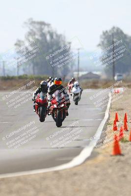 media/Sep-20-2025-TrackDaz (Sat) [[27f0cde673]]/B Group/220pm (Turn 9)/